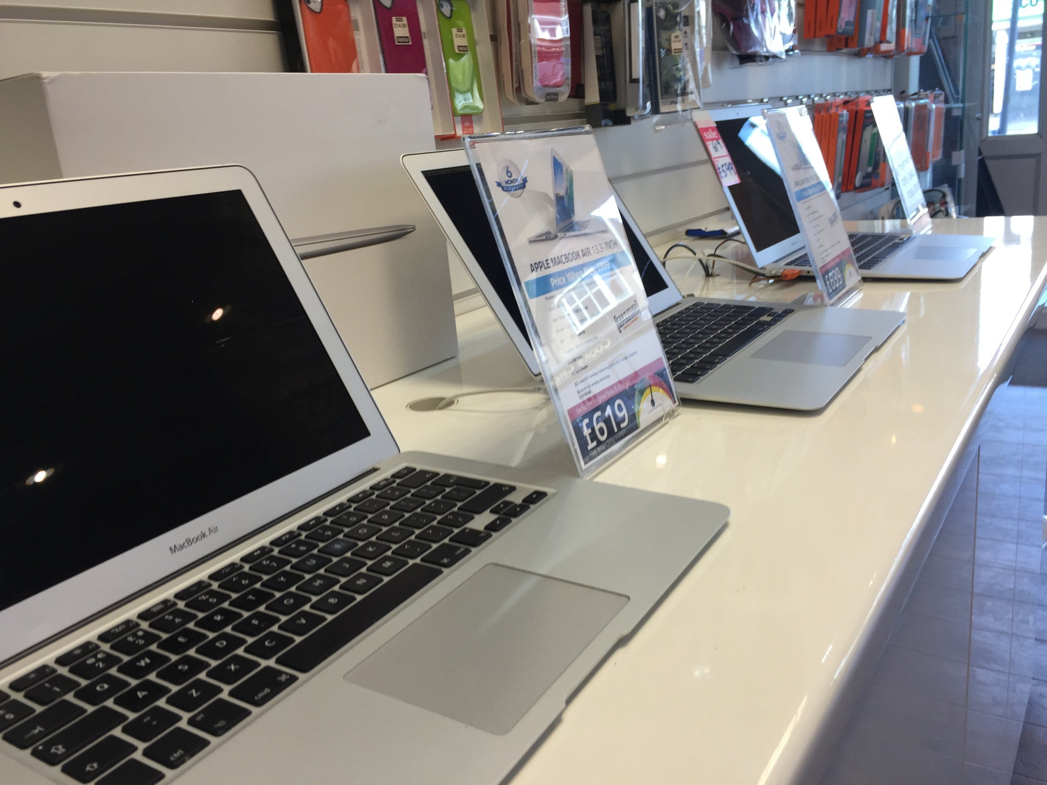 Apple Macbook Pro 15-inch: i5 2.53GHz 4GB 500GB Sierra